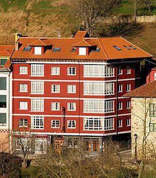 Hotel Naranjo De Bulnes 2*